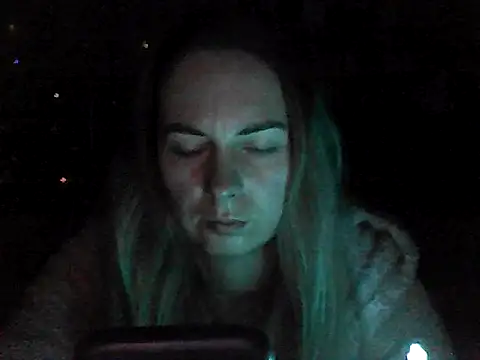 Snapshot of VikiLove765 chatting on 01.13.26 VikiLove765 online show from 01.13.26