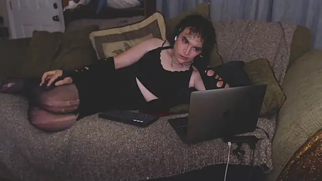 glowiislvt online show from 01.06.26