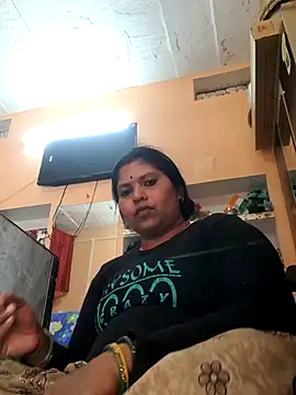 Snapshot of Punam_shekh chatting on 02.13.26 Punam shekh online show from 02.13.26