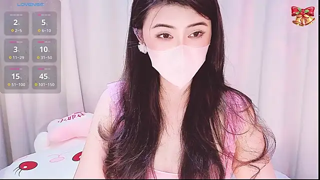 Snapshot of 1-Emma-1 chatting on 05.15.26 1-Emma-1 online show from 05.15.26