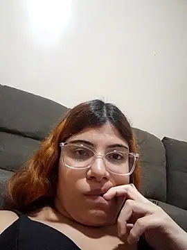 Snapshot of ruivinha09k chatting on 06.30.26 ruivinha09k online show from 06.30.26