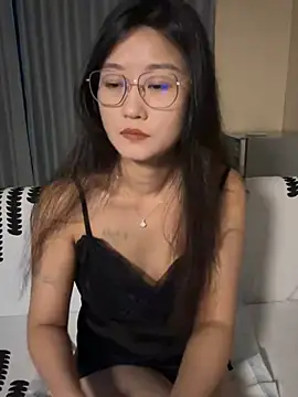 Snapshot of AnnieLi888 chatting on 04.15.26 AnnieLi888 online show from 04.15.26