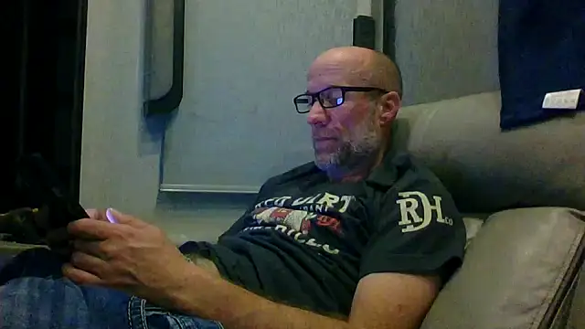 Snapshot of tittycum3636 chatting on 03.30.26 tittycum3636 online show from 03.30.26