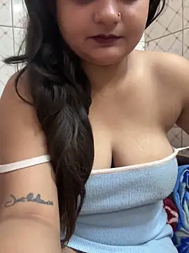 Snapshot of Curvy_Anaya chatting on 06.05.26 Curvy Anaya online show from 06.05.26