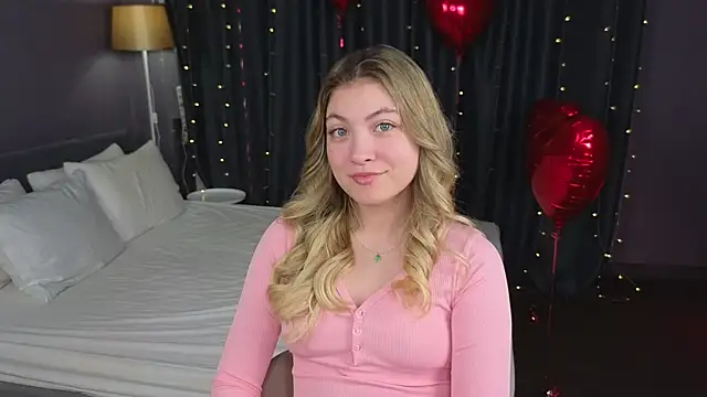 Snapshot of Angel__Grace chatting on 02.11.26 Angel Grace online show from 02.11.26