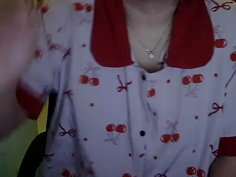 Sarah no land online show from 04.20.26