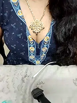 Snapshot of tamil-monisha chatting on 02.09.26 tamil-monisha online show from 02.09.26