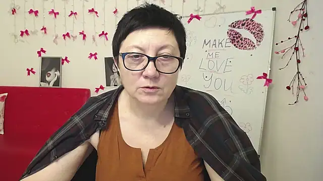 EmilyL0ve online show from 02.26.26