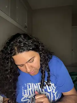 Snapshot of Angeliccreamyrican chatting on 04.03.26 Angeliccreamyrican online show from 04.03.26