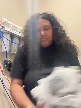 Snapshot of Angeliccreamyrican chatting on 04.06.26 Angeliccreamyrican online show from 04.06.26