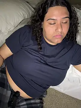 Snapshot of Angeliccreamyrican chatting on 04.08.26 Angeliccreamyrican online show from 04.08.26