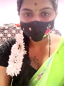 Snapshot of Tamil_Hot_Anu chatting on 04.25.26 Tamil Hot Anu online show from 04.25.26