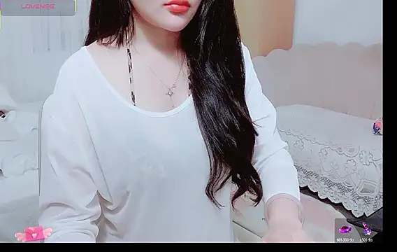 Snapshot of Junnatalie__ chatting on 06.23.26 Junnatalie online show from 06.23.26