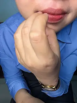 Snapshot of Bong_lovelyy chatting on 01.19.26 Bong lovelyy online show from 01.19.26