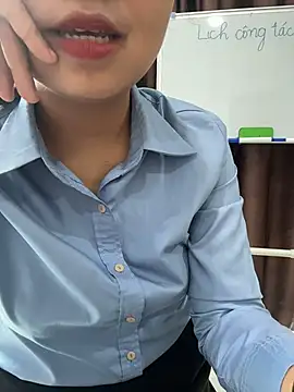 Snapshot of Bong_lovelyy chatting on 03.04.26 Bong lovelyy online show from 03.04.26