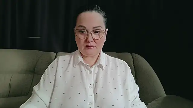 infinity loveliness online show from 03.25.26