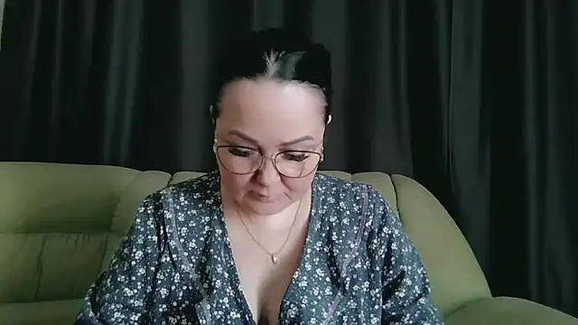 infinity loveliness online show from 04.14.26