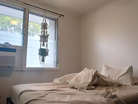 Erikaz2025 online show from 01.06.26