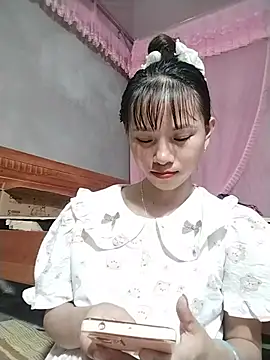 Snapshot of Wily-06 chatting on 05.25.26 Wily-06 online show from 05.25.26