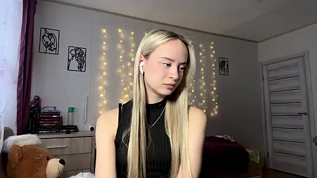 Snapshot of LatashiaOrcutt chatting on 01.06.26 LatashiaOrcutt online show from 01.06.26