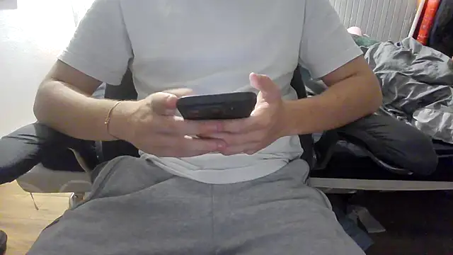 Snapshot of Natoushou chatting on 07.25.26 Natoushou online show from 07.25.26