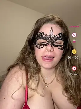 Snapshot of cherrylust12 chatting on 04.25.26 cherrylust12 online show from 04.25.26