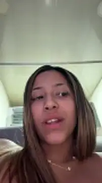 vicky bass  online show from 03.04.26