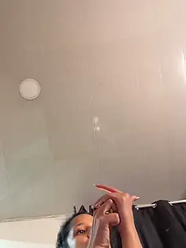 vicky bass  online show from 04.24.26