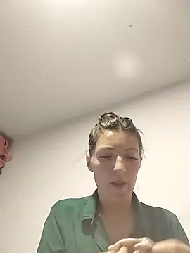 Snapshot of tina2204 chatting on 02.05.26 tina2204 online show from 02.05.26