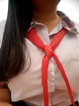 Snapshot of lina_loveee chatting on 03.16.26 lina loveee online show from 03.16.26