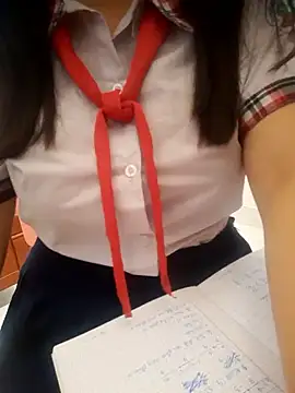 Snapshot of lina_loveee chatting on 03.17.26 lina loveee online show from 03.17.26