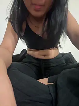 Snapshot of hina_001 chatting on 02.17.26 hina 001 online show from 02.17.26