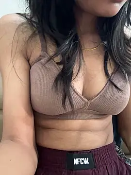 Snapshot of hina_001 chatting on 02.28.26 hina 001 online show from 02.28.26