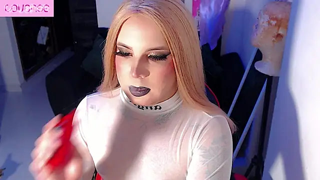 Snapshot of ale_bigcock chatting on 05.25.26 ale bigcock online show from 05.25.26