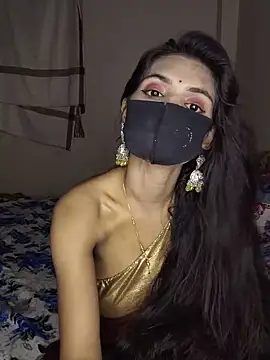 Snapshot of rani_coupleee chatting on 05.20.26 rani coupleee online show from 05.20.26