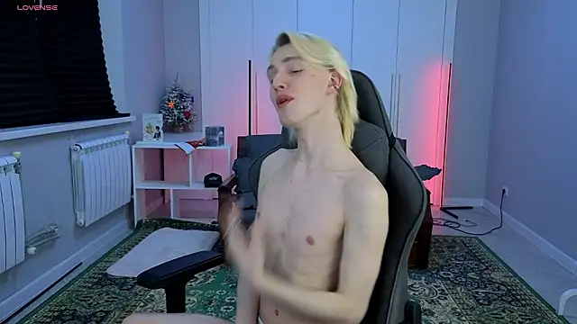 lucidangelok1 online show from 03.26.26