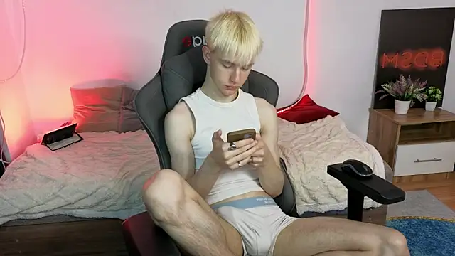 lucidangelok1 online show from 06.25.26