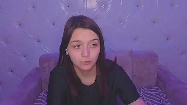 Snapshot of xxxnaughtyfoxyxxx chatting on 04.30.26 xxxnaughtyfoxyxxx online show from 04.30.26