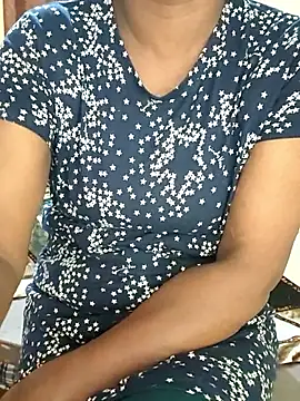 Snapshot of Meena_Meenakshi chatting on 01.18.26 Meena Meenakshi online show from 01.18.26