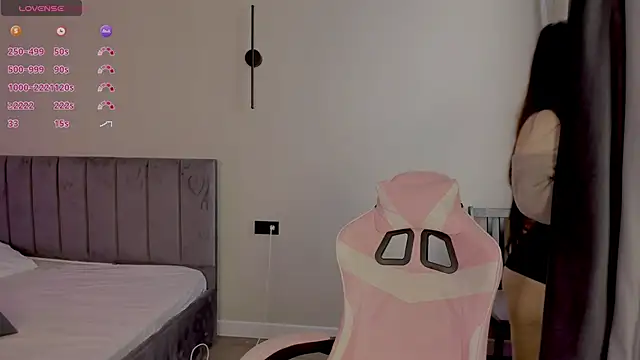 Snapshot of Aiko_mainee chatting on 02.08.26 Aiko mainee online show from 02.08.26