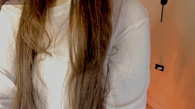 Snapshot of Aiko_mainee chatting on 02.19.26 Aiko mainee online show from 02.19.26