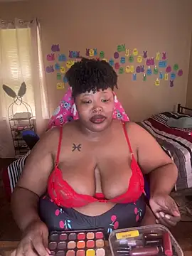Snapshot of Chocolatebunnyxx96 chatting on 05.15.26 Chocolatebunnyxx96 online show from 05.15.26