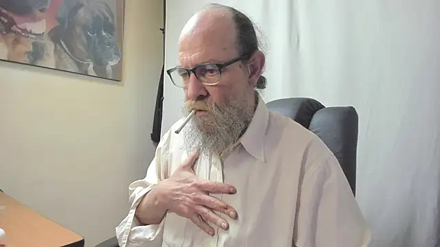 Snapshot of Uncle_Hottie chatting on 02.19.26 Uncle Hottie online show from 02.19.26