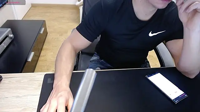 Snapshot of sensualman90 chatting on 04.17.26 sensualman90 online show from 04.17.26