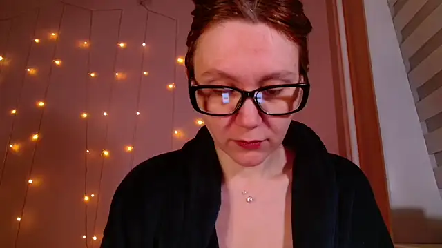 Snapshot of MelanyOxx chatting on 01.19.26 MelanyOxx online show from 01.19.26