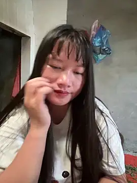 Snapshot of Suni-ii chatting on 05.14.26 Suni-ii online show from 05.14.26