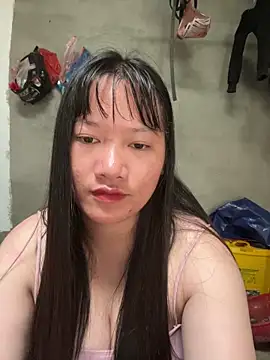 Snapshot of Suni-ii chatting on 05.16.26 Suni-ii online show from 05.16.26