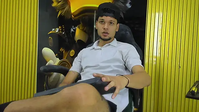 Snapshot of Lucas_hot_20 chatting on 01.17.26 Lucas hot 20 online show from 01.17.26