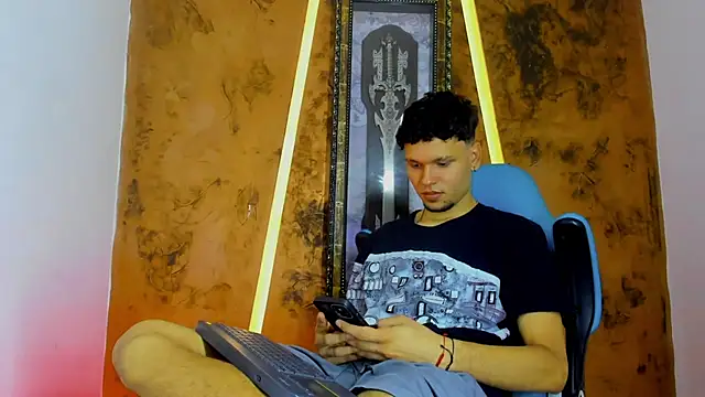 Snapshot of Lucas_hot_20 chatting on 02.22.26 Lucas hot 20 online show from 02.22.26