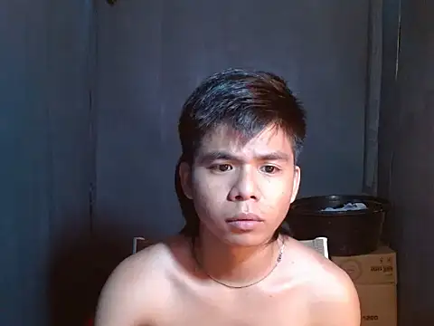Snapshot of pinoymonstercock_xx chatting on 04.09.26 pinoymonstercock xx online show from 04.09.26
